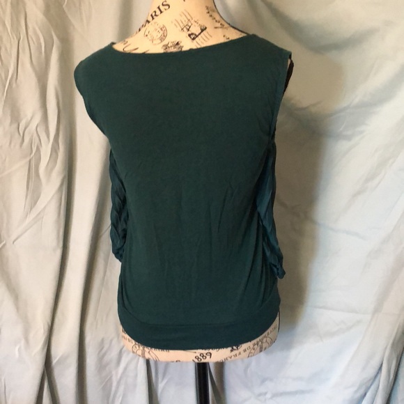 Loft Teal Green Pleated Chiffon Front Sleeveless Pull on Shirt Size XS EUC - Picture 2 of 5